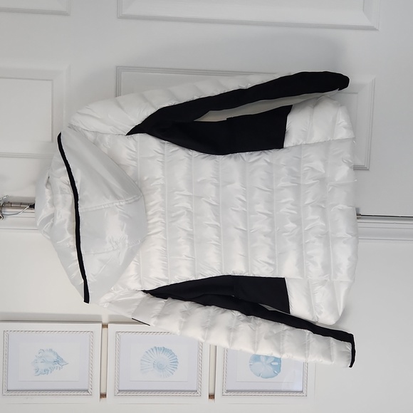 Calvin Klein Performance, Hooded Packable Puffer Coat, Reflective White, Size XS - Picture 7 of 10